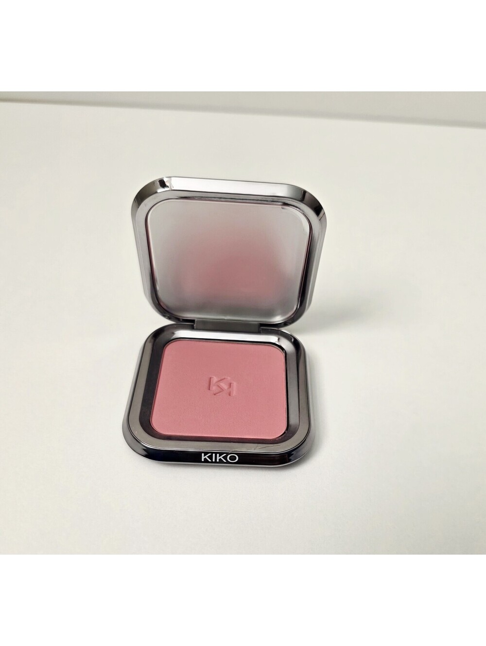 KIKO Milano 05 Unlimited Blush Long-Lasting Powder Blush With A Buildable Result